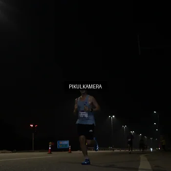 Runner Photo 7511404