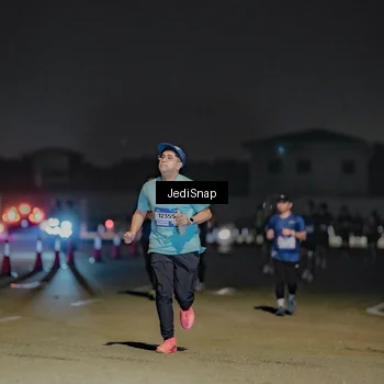 Runner Photo 7511410