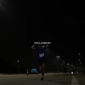 Runner Photo 7511416
