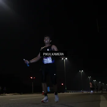 Runner Photo 7511433