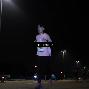 Runner Photo 7511434