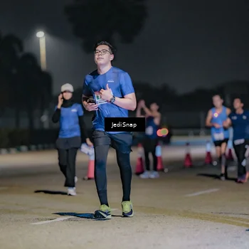 Runner Photo 7511435