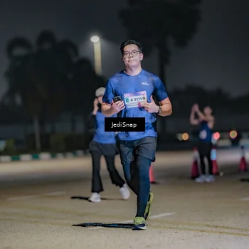 Runner Photo 7511438