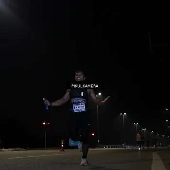 Runner Photo 7511439