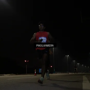 Runner Photo 7511455
