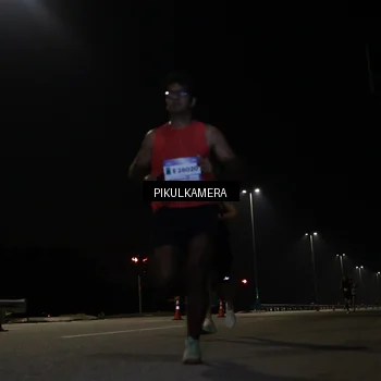 Runner Photo 7511456