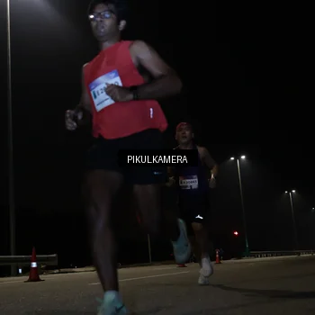 Runner Photo 7511457