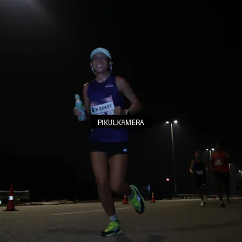 Runner Photo 7511459