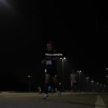 Runner Photo 7511464