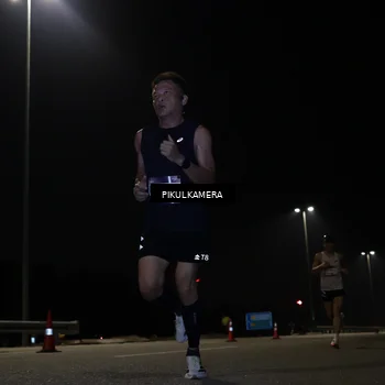 Runner Photo 7511465