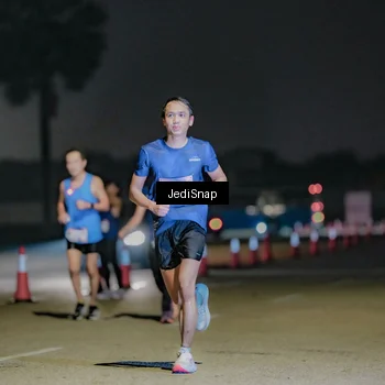 Runner Photo 7511477
