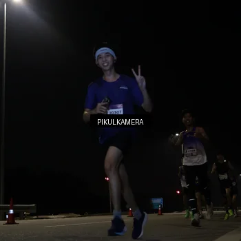 Runner Photo 7511484