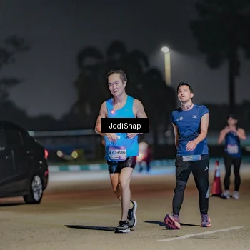 Runner Photo 7511498