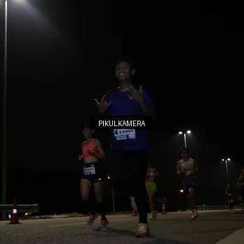 Runner Photo 7511510
