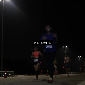 Runner Photo 7511511