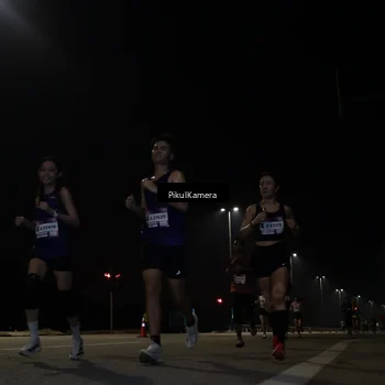 Runner Photo 7511523