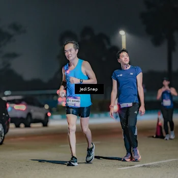 Runner Photo 7511537