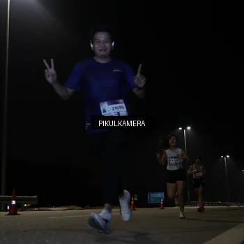 Runner Photo 7511542