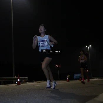 Runner Photo 7511545