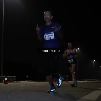Runner Photo 7511554