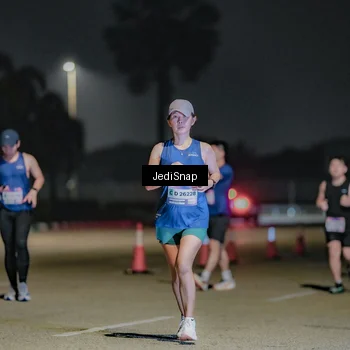 Runner Photo 7511556