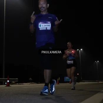 Runner Photo 7511558