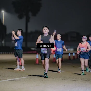 Runner Photo 7511565
