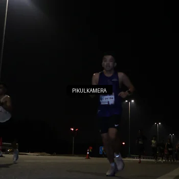 Runner Photo 7511567
