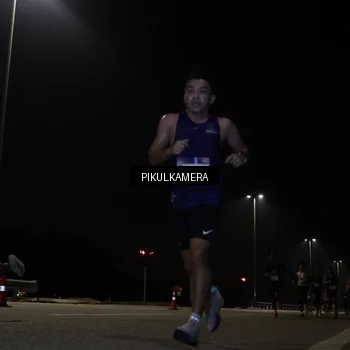 Runner Photo 7511568
