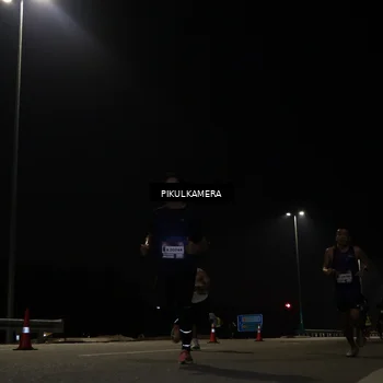 Runner Photo 7511570