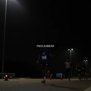Runner Photo 7511575
