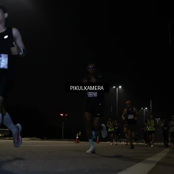 Runner Photo 7511586