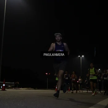 Runner Photo 7511592