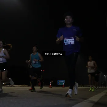 Runner Photo 7511601