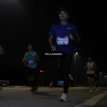 Runner Photo 7511604