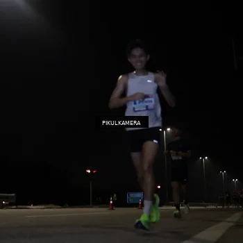 Runner Photo 7511608