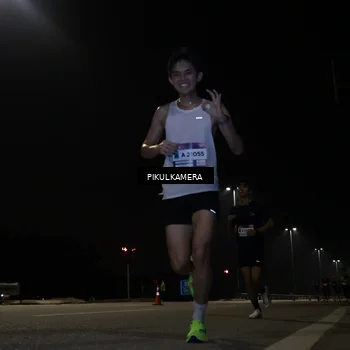 Runner Photo 7511610