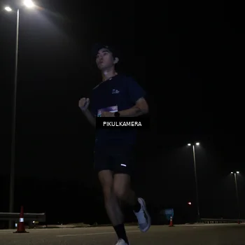 Runner Photo 7511611