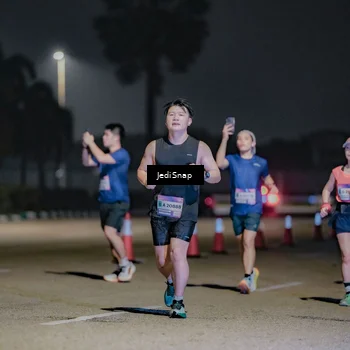 Runner Photo 7511623