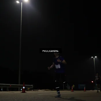 Runner Photo 7511625