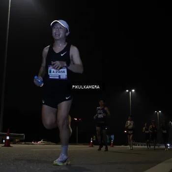 Runner Photo 7511636