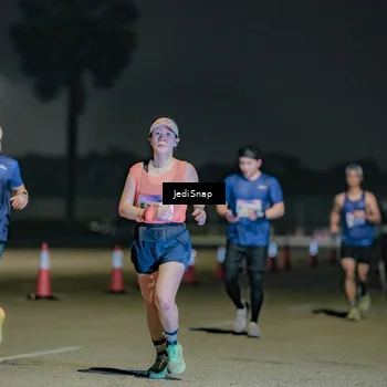 Runner Photo 7511641