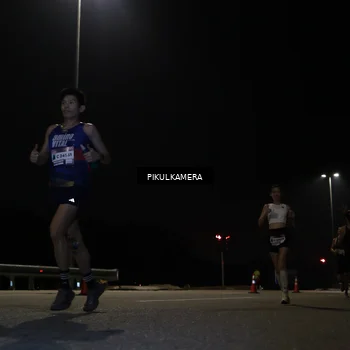 Runner Photo 7511642