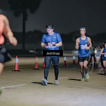 Runner Photo 7511668