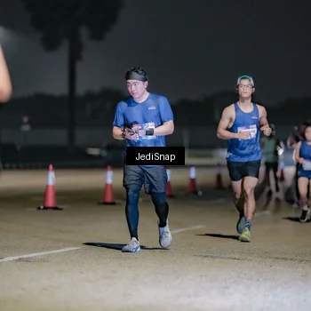 Runner Photo 7511669