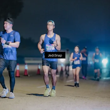 Runner Photo 7511679