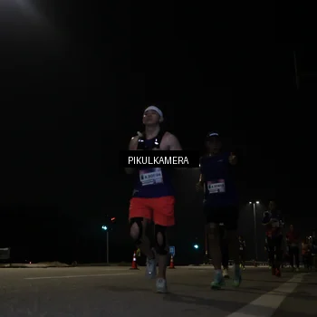 Runner Photo 7511681