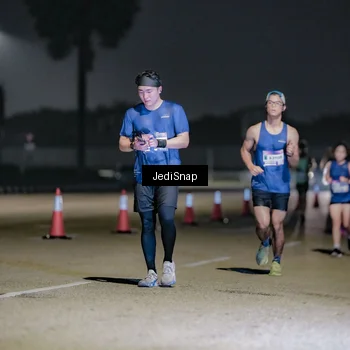 Runner Photo 7511690