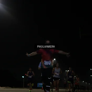 Runner Photo 7511698