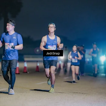 Runner Photo 7511703